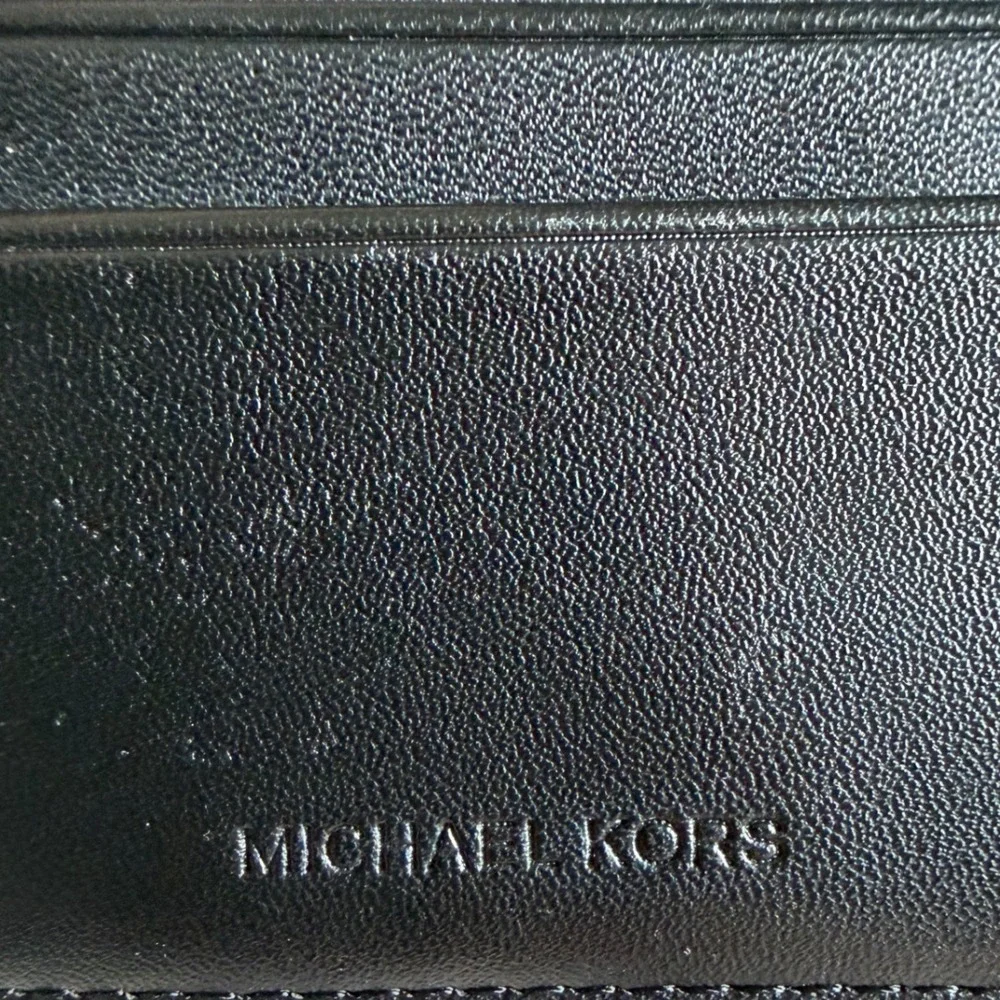 Michael‎ Kors Mens Black Croc Embossed Leather Bifold Wallet Silver MK Logo